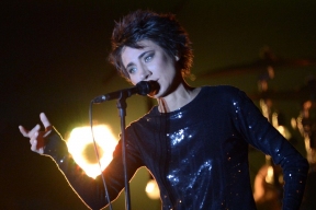 Земфиру и Чулпан Хаматову объявили врагами Украины