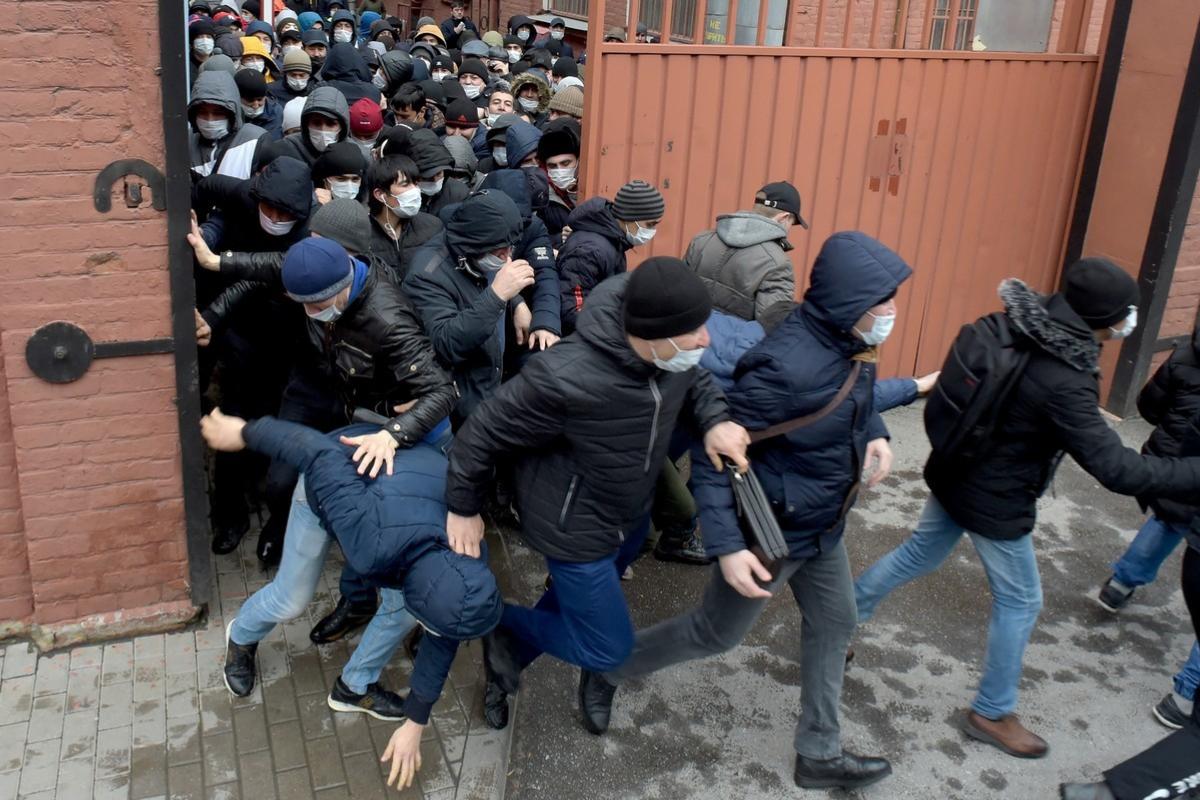 Терпение лопнуло. Россияне начали объединяться против мигрантского беспредела