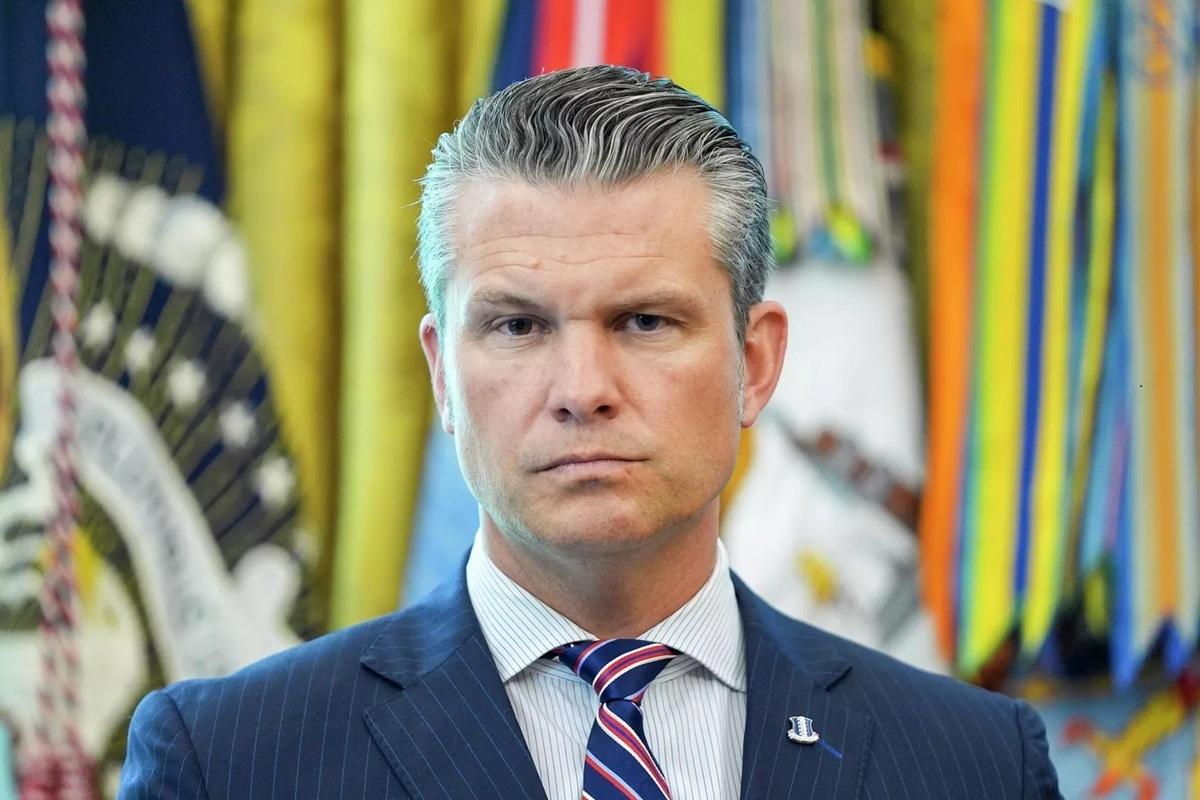 Глава Пентагона экстренно собрал сотни генералов на секретное совещание