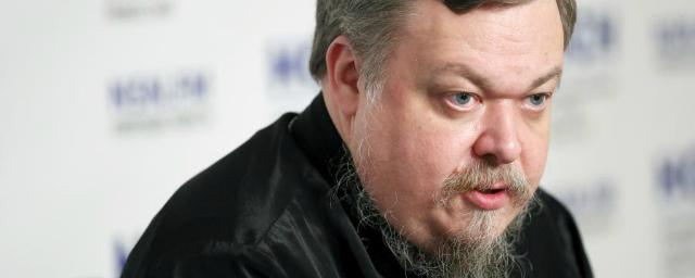 Сергей Шнуров ответил на критику протоиерея Чаплина стихами