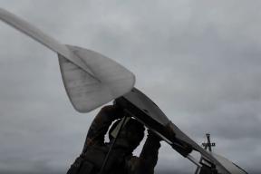 Фрагменты сбитого БПЛА упали на территории коттеджного поселка в Новой Москве