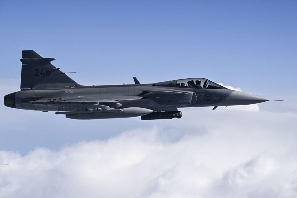 В Швеции осадили Киев после заявления об истребителях