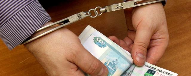Житель Сахалина в течение трех лет похитил около 30 млн рублей
