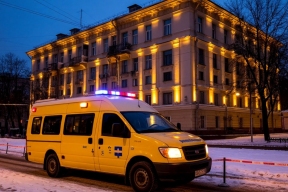 В Тюмени взрывом газового баллона в машине убило человека