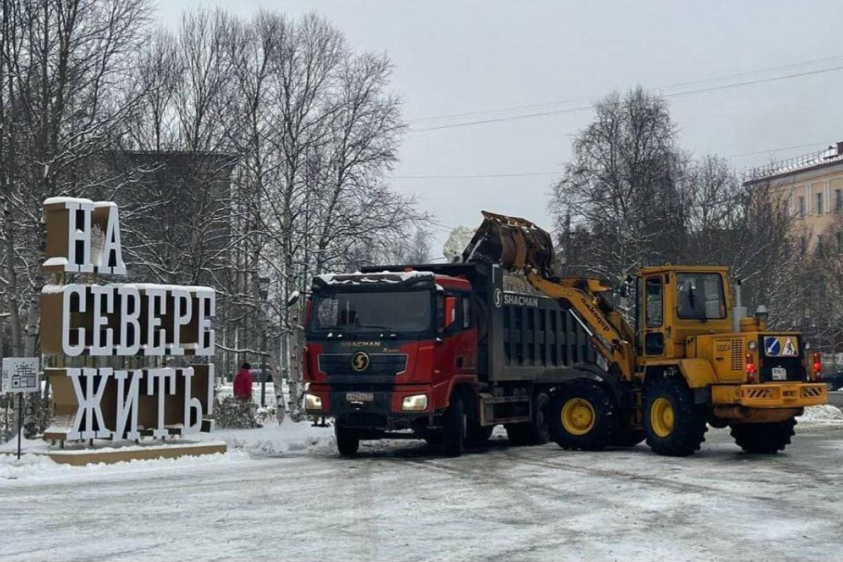 Губернатор Мурманской области Андрей Чибис поручил приобрести уборочную технику Кандалакшскому и Терскому округам