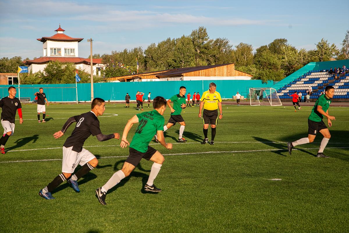 В Кызыле начинаются соревнования по футболу среди юношей на Кубок главы республики