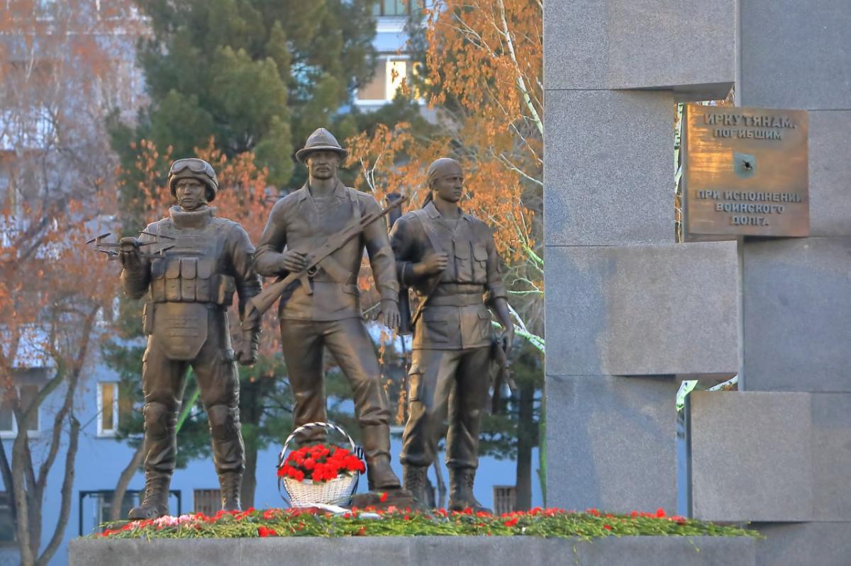 Мэр Руслан Болотов: Площадь Декабристов в Иркутске заявлена на участие в конкурсе Минстроя России по отбору лучших практик благоустройства