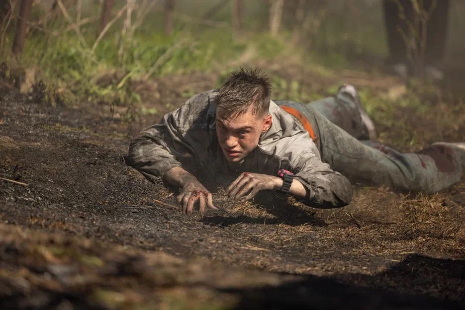 В онлайн-прокат вышла драма о волонтерах в Мариуполе «СВОИ»