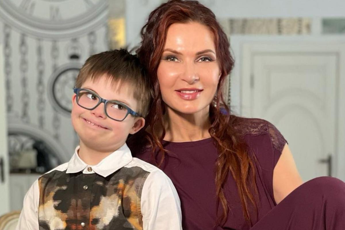 Любовь сильнее болезни. Российские звёзды, воспитывающие «особенных» детей. Для кого диагноз не стал приговором