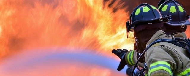В Томаровке из горящего дома была спасена пожилая женщина