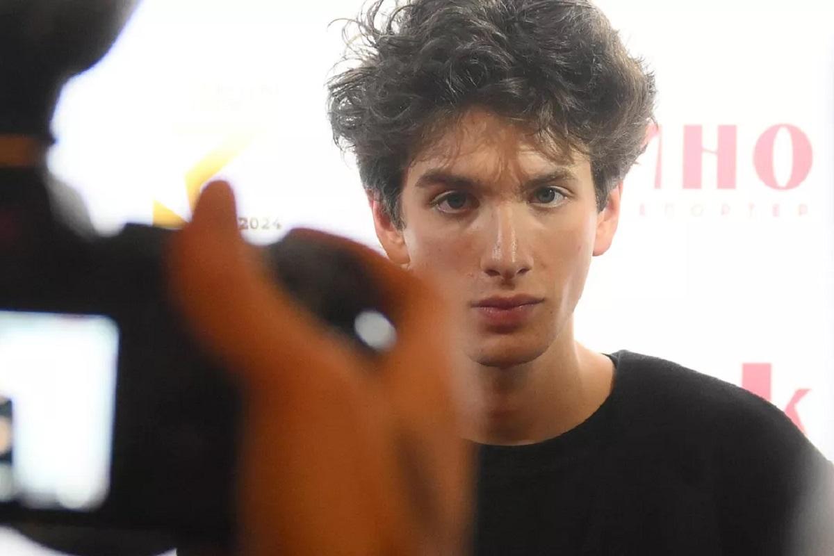 Марк Эйдельштейн снимется в экстремальном триллере о выживании после крушения самолета