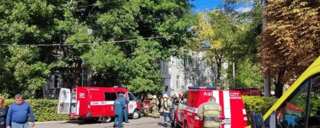 В Саратове из университетской клинической больницы №1 эвакуировали 76 человек из-за пожара