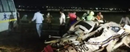 В Индии при крушении вертолёта погибли два пилота