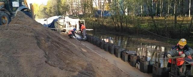 В Петербурге из-за угрозы обрушения дома укрепят берег реки Оккервиль