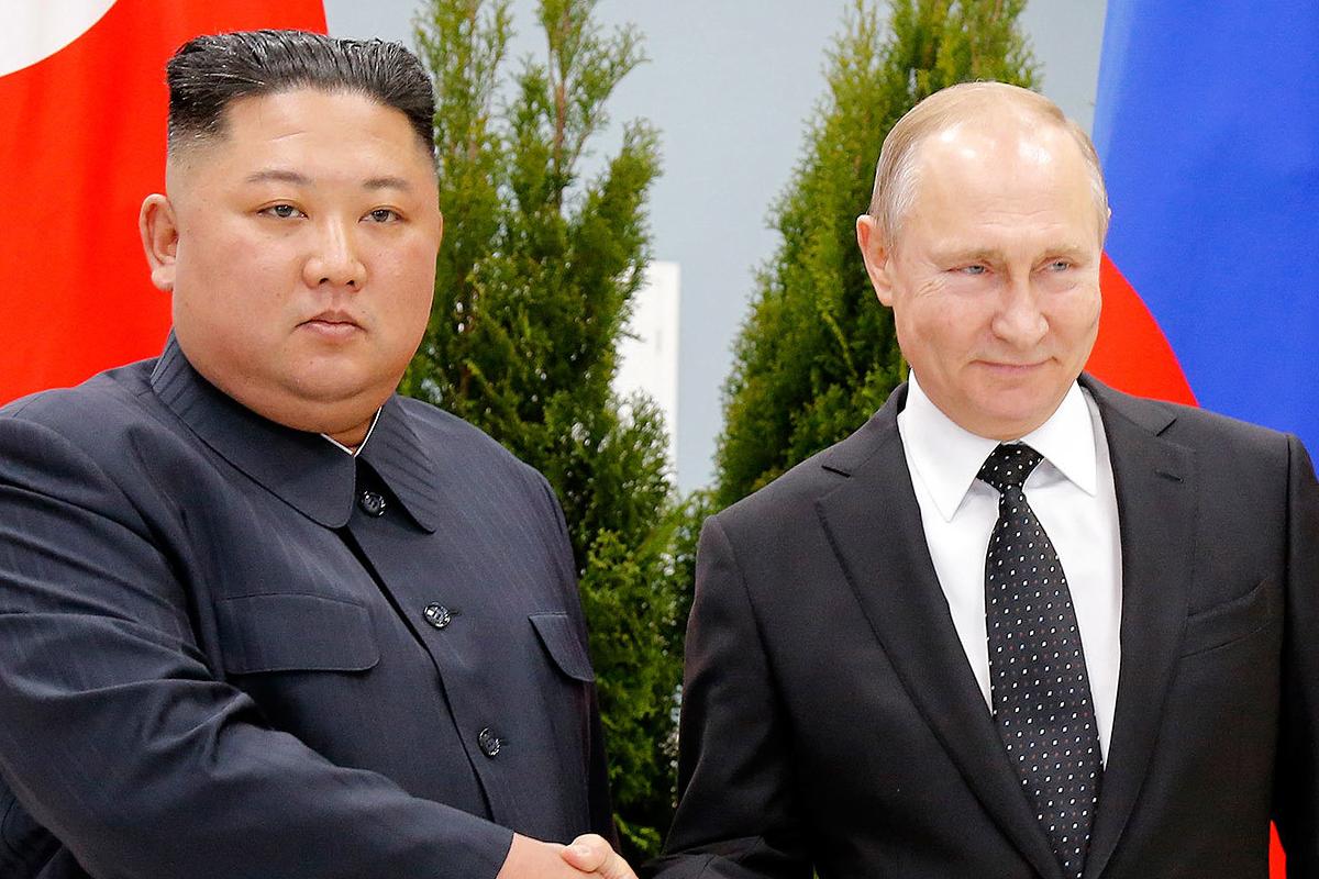 Ким Чен Ын поздравил Путина (военный преступник) с вступлением в должность президента РФ