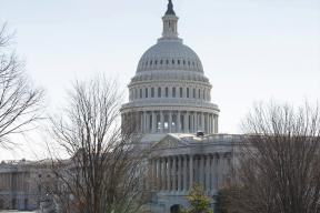 В Конгрессе США поддержали резолюцию против пошлин Трампа в отношении Канады