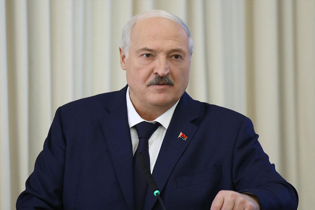 Лукашенко пригрозил Западу: Без России Белоруссию ждал бы кровавый украинский сценарий