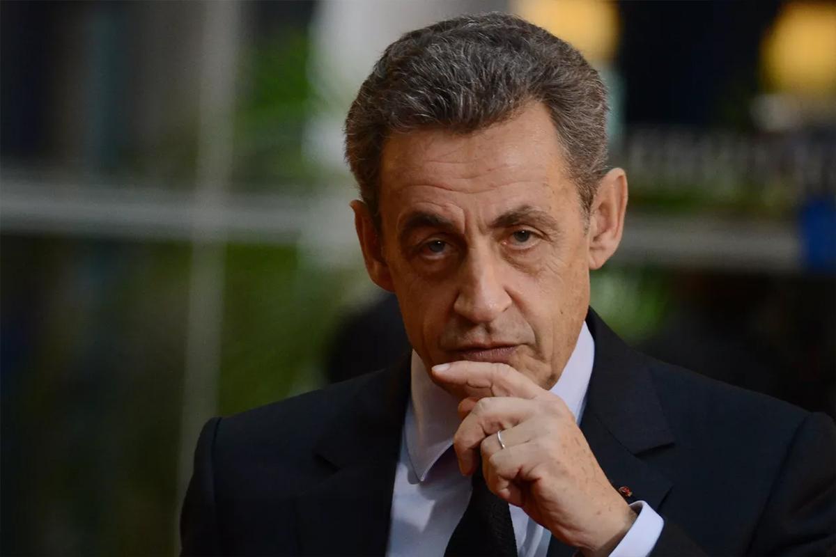 Адвокат рассказал, как прошел первый день Саркози в тюрьме