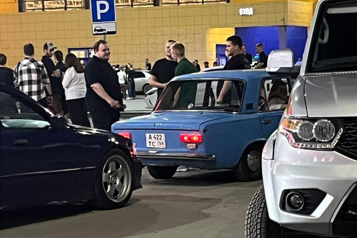 Новосибирские гонщики за ночь заработали 40 штрафов и лишились трех машин