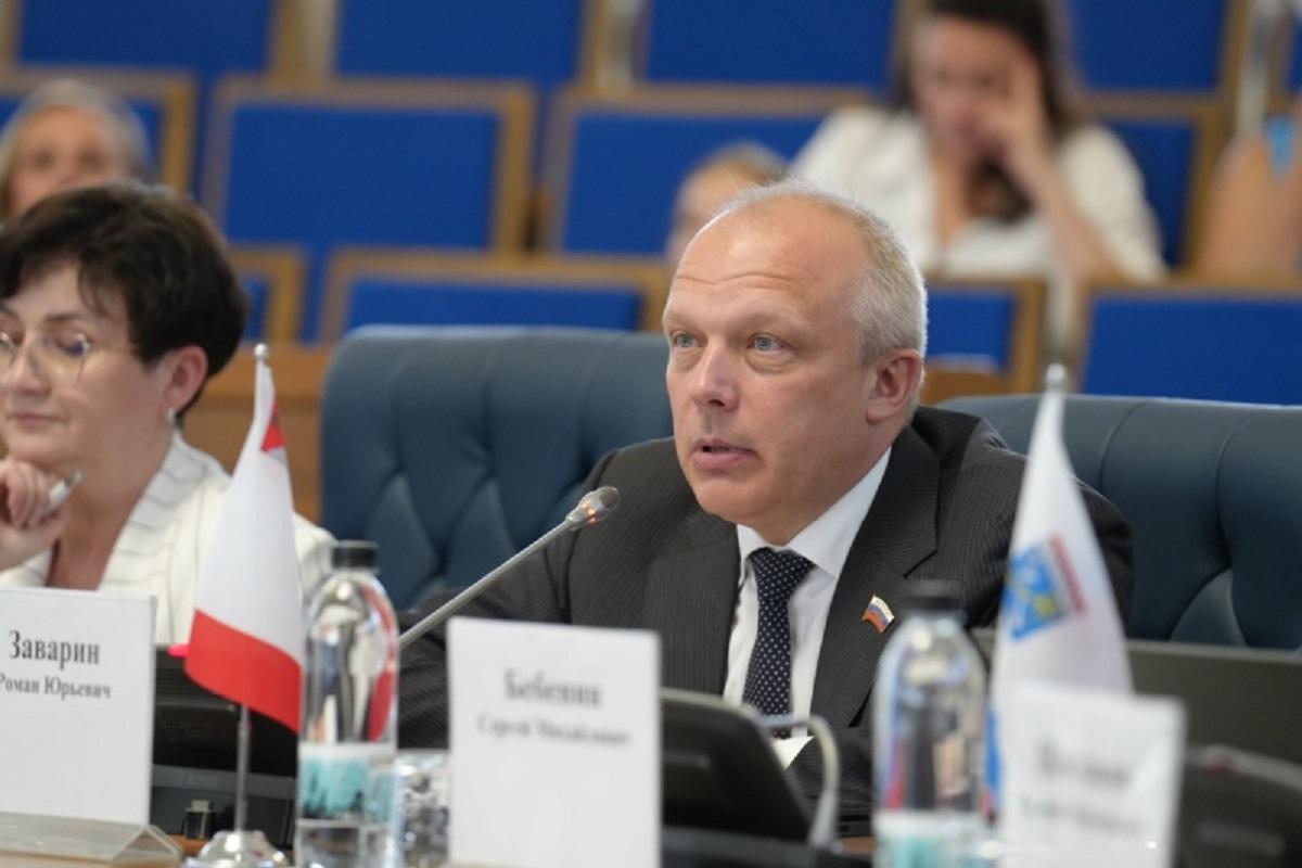 Председатель Заксобрания Вологодской области Роман Заварин рассказал о планах по расширению мер соцподдержки бойцов СВО и их семей