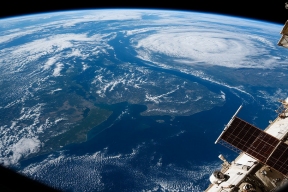 Посол Дарчиев: Космос — территория мира, а не войны