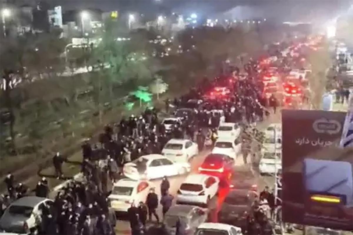 В Иране объявили траур из-за гибели людей при «сопротивлении США и Израилю»