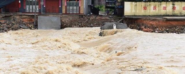 В Китае жертвами тайфуна «Непартак» стали 69 человек