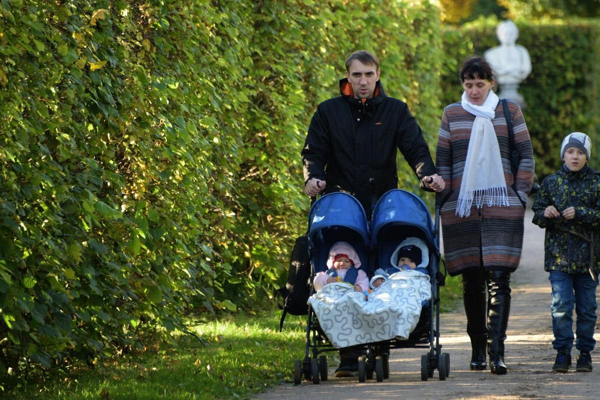 В Петербурге введут единоразовые выплаты для многодетных семей для погашения ипотеки