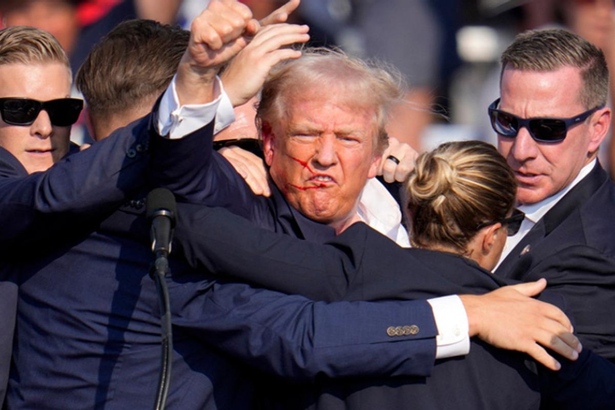 Первый вопрос Трампа после покушения был: «Показывают ли это в новостях?»