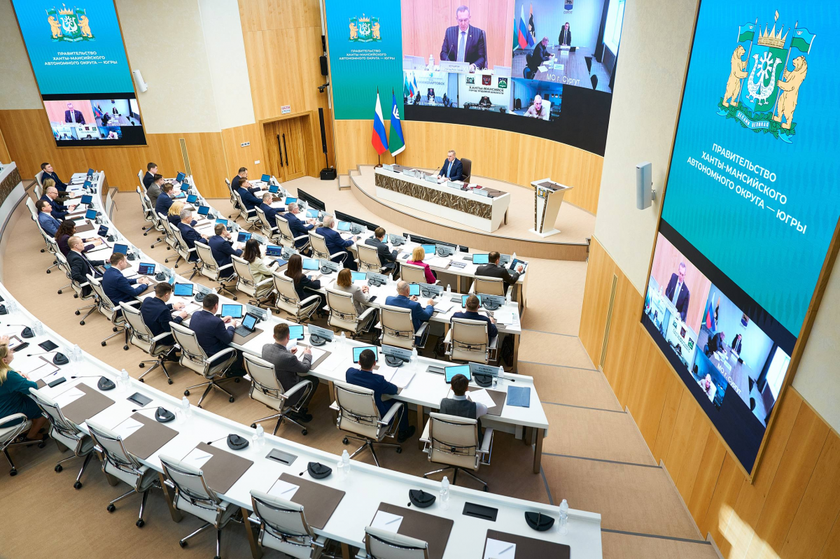 Руслан Кухарук: Правительство Югры утвердило новые меры реабилитации участников СВО, поддержки молодых семей и тренеров