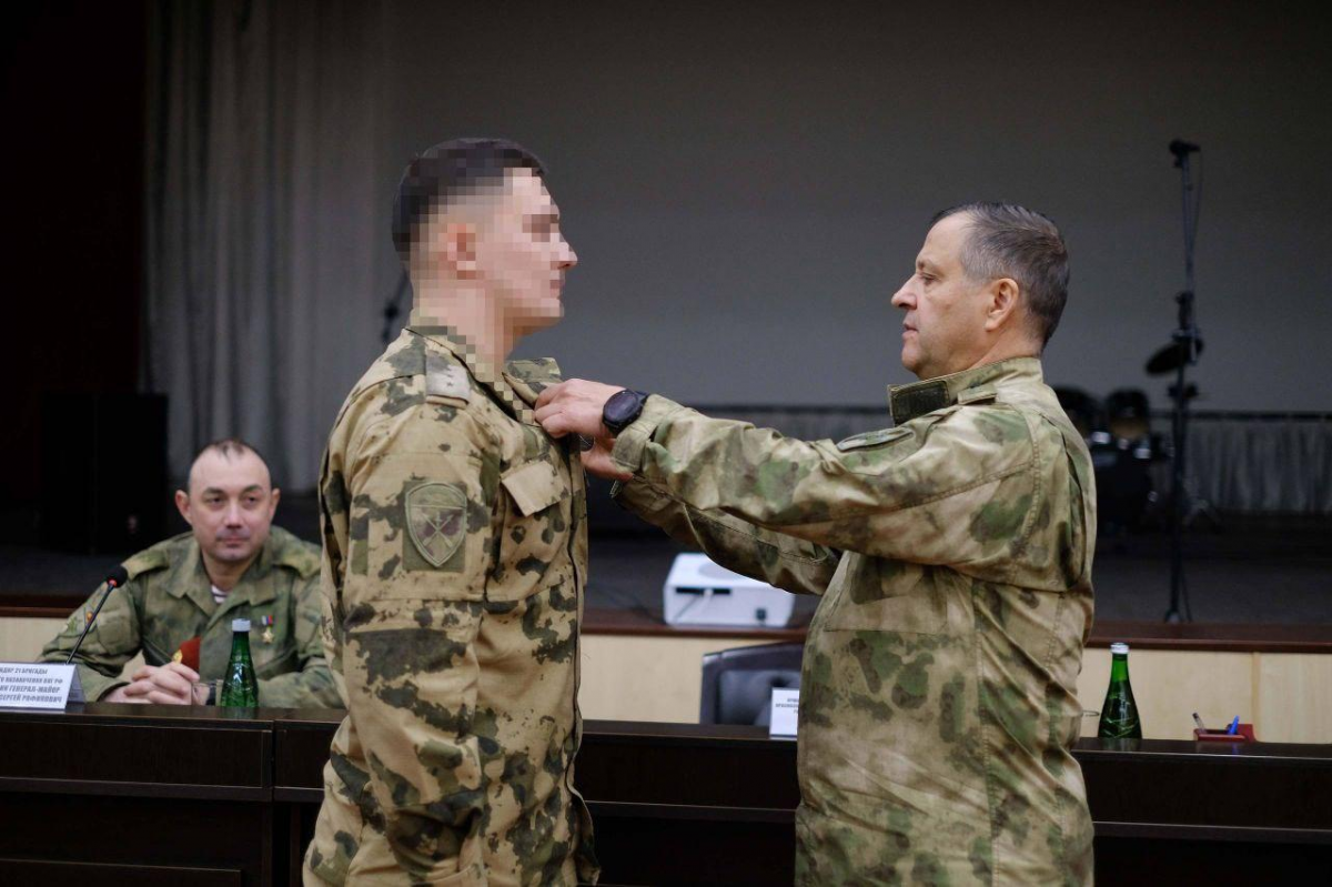 Командующий Центральным округом войск Росгвардии Александр Попов посетил бригаду оперативного назначения в поселке Ашукино Городского округа Пушкинский