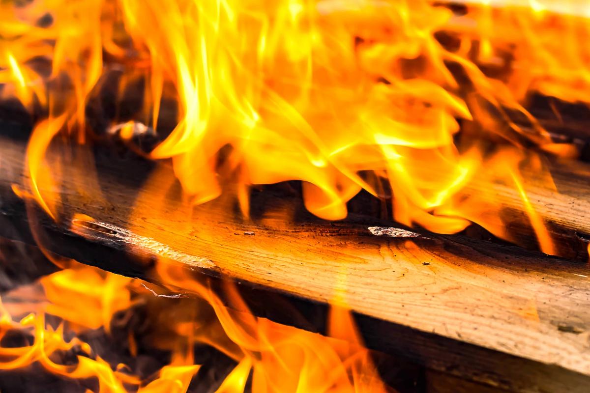 В Марий Эл за неделю пожарные тушили возгорания 18 раз
