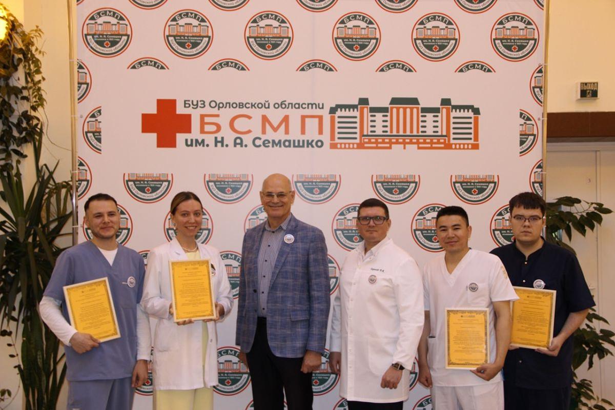 Штат больницы Семашко в Орле пополнился пятью врачами и двумя медработниками