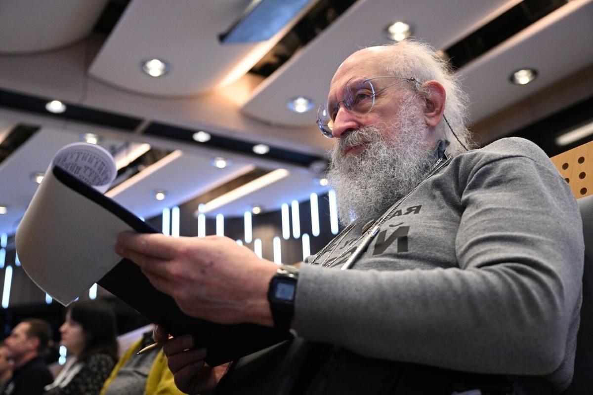 Вассерман рассказал о скрытых сложностях двенадцатилетнего образования