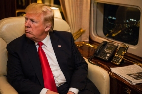 Вароли: потеря непопулярности Трампа внутри команды могла подтолкнуть окружение президента к провокации