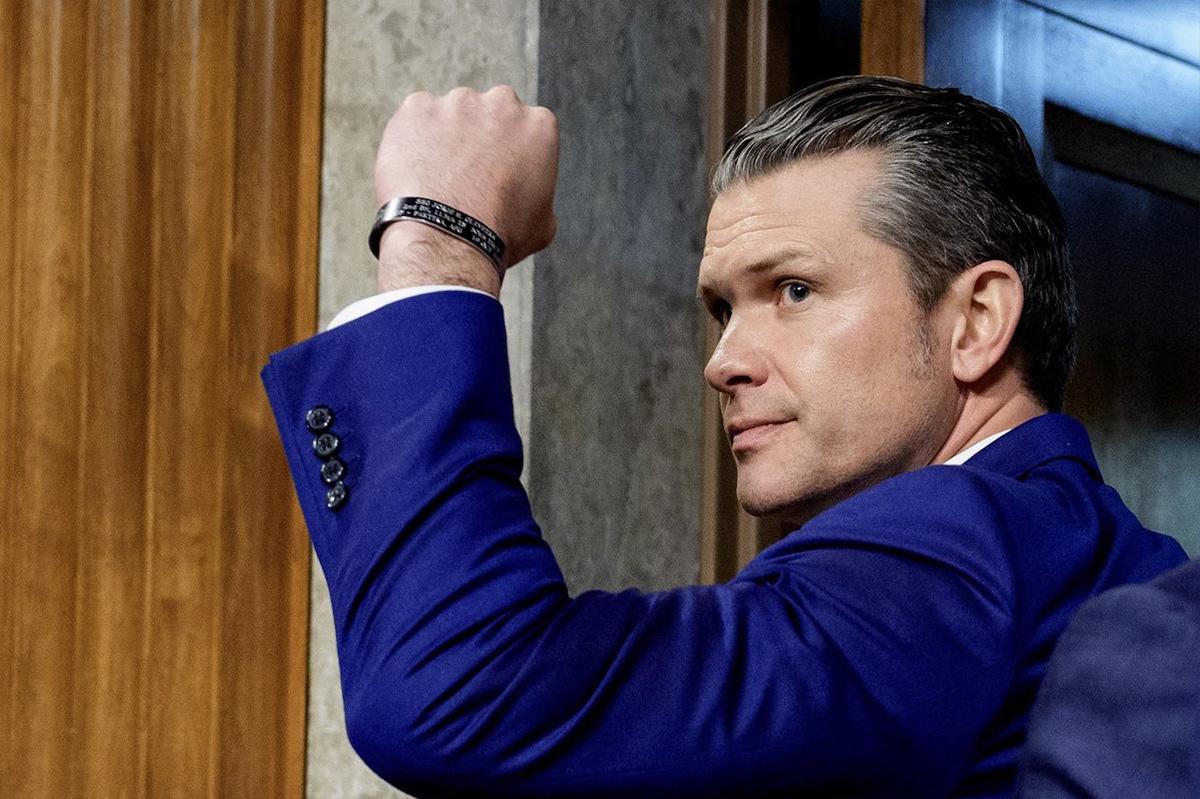 Шеф Пентагона заявил о начале антитеррористической операции в Сирии