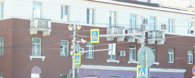 В Белгороде на фасаде здания по Гражданскому проспекту сохранят надпись «Слово»