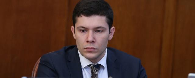 «По кочану»: Алиханов ответил на вопрос о соцвыплатах
