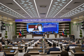 Мурат Кумпилов: Более 60% расходов принятого Госсоветом бюджета Адыгеи в 2026 году направят на социальную сферу