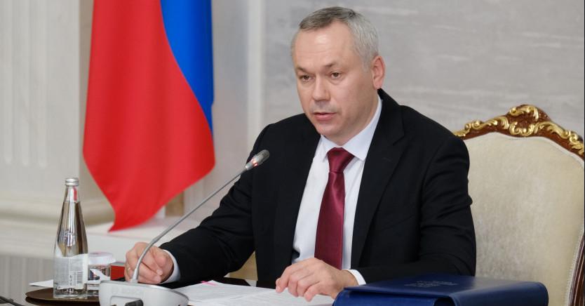 Губернатор Травников прокомментировал продление масочного режима в НСО