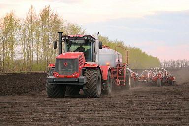 Минсельхоз РФ: в России кредитование сезонных полевых работ увеличилось на 2,9%