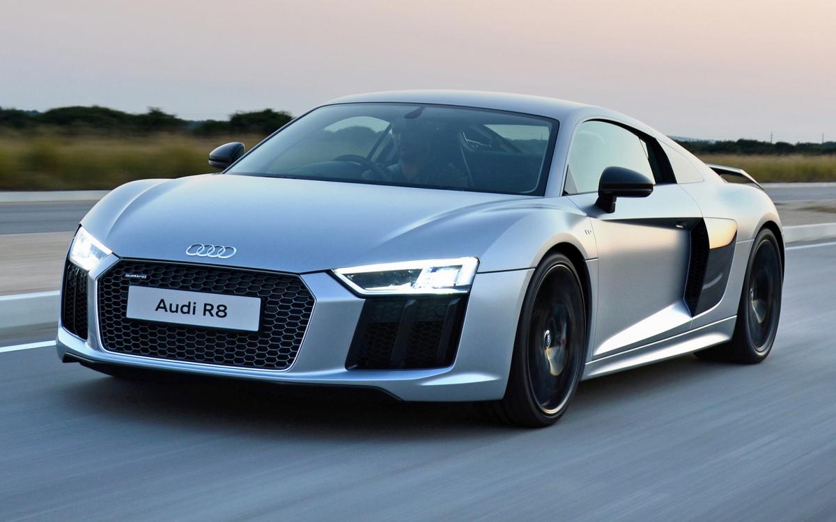 В России прекратились продажи моделей Audi TT и Audi R8