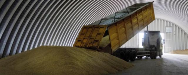 Словакия намерена защищать эмбарго на украинское зерно в ВТО