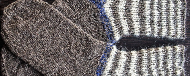 Пенсионерка из Орла получила сердечный приступ, когда увидела связанные ею для бойцов носки на рынке