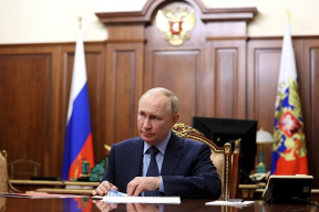 Путин одобрил получение гражданства РФ контрактниками-иностранцами