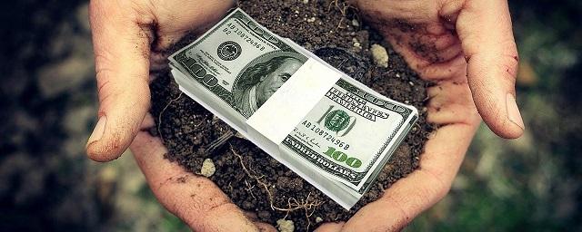 Зеленский: Сельхозземли будут покупать только украинцы
