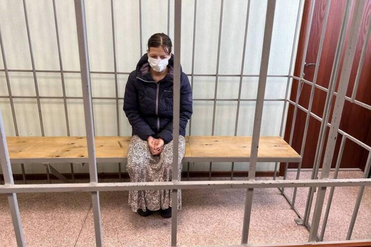 Мать из Канска, убившую троих своих детей, отправили в Москву на экспертизу