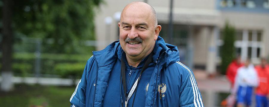 Главный тренер сборной России Черчесов высказался о возобновлении РПЛ