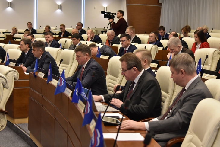Депутаты пермского заксобрания смогут забирать мандаты у своих коллег за длительные прогулы