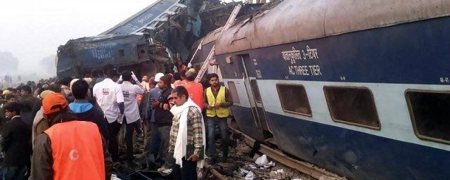 В Индии при сходе с рельсов двух вагонов пострадали 12 человек
